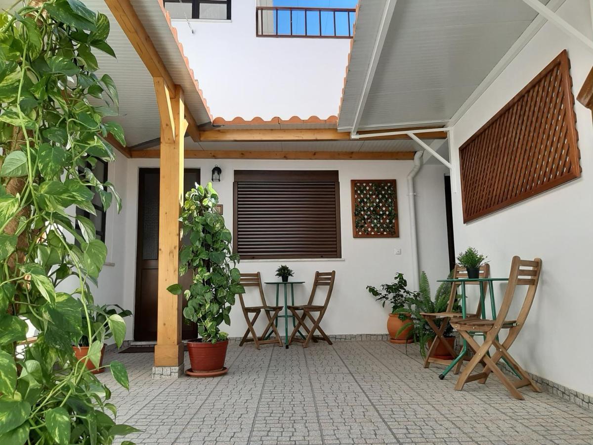 Апартаменти Alojamento Ferreira - Apartamento C Сантіагу-ду-Касен Екстер'єр фото